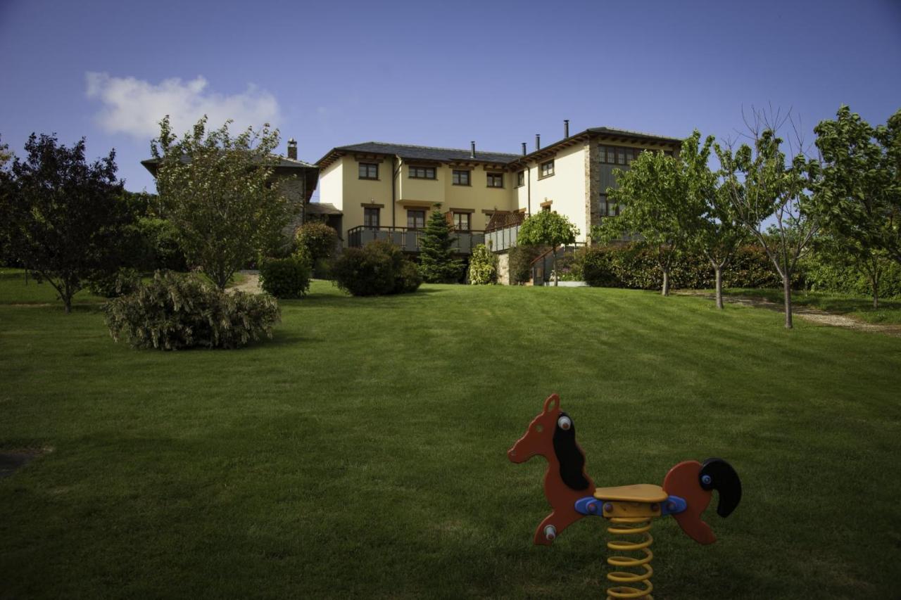 Hotel Hacienda Llamabua Navia Esterno foto