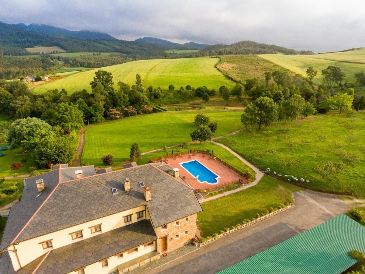 Hotel Hacienda Llamabua Navia Esterno foto