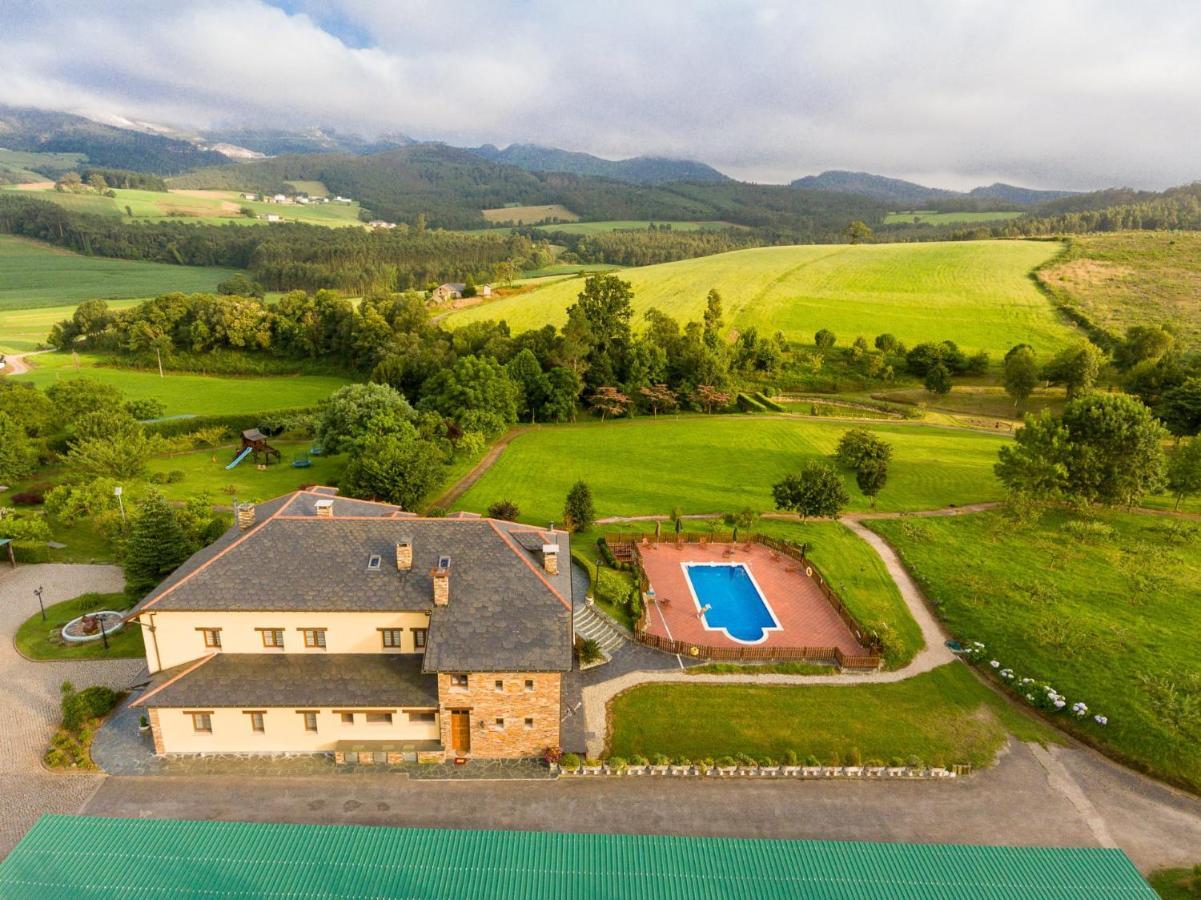 Hotel Hacienda Llamabua Navia Esterno foto